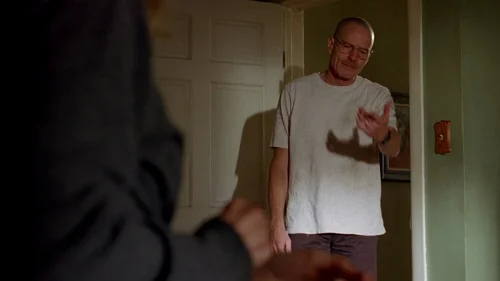 Still frame 22 from Breaking Bad Season 2 Episode 4