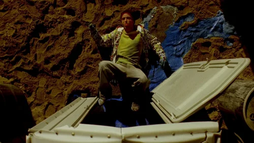 Still frame 44 from Breaking Bad Season 2 Episode 4