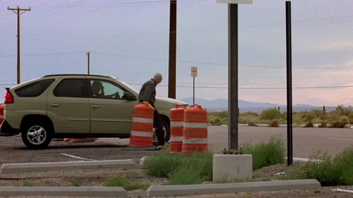 Still frame 52 from Breaking Bad Season 2 Episode 4