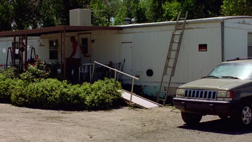 Still frame 53 from Breaking Bad Season 2 Episode 4