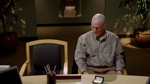 Still frame 4 from Breaking Bad Season 2 Episode 5