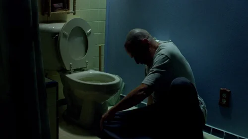 Still frame 10 from Breaking Bad Season 2 Episode 5