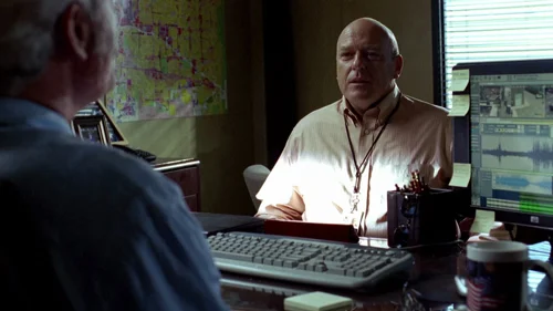 Still frame 14 from Breaking Bad Season 2 Episode 5