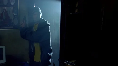Still frame 34 from Breaking Bad Season 2 Episode 6
