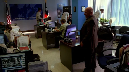 Still frame 23 from Breaking Bad Season 2 Episode 7
