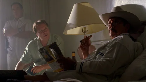 Still frame 44 from Breaking Bad Season 2 Episode 7