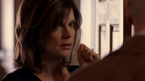 Still frame 12 from Breaking Bad Season 2 Episode 8
