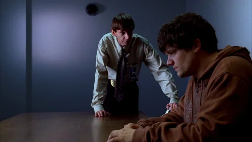 Still frame 25 from Breaking Bad Season 2 Episode 8