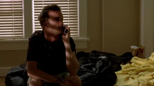 Still frame 15 from Breaking Bad Season 2 Episode 9
