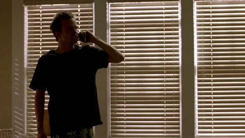 Still frame 18 from Breaking Bad Season 2 Episode 9