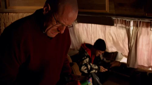 Still frame 26 from Breaking Bad Season 2 Episode 9