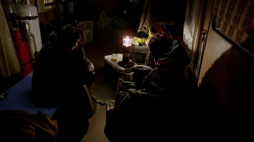 Still frame 50 from Breaking Bad Season 2 Episode 9
