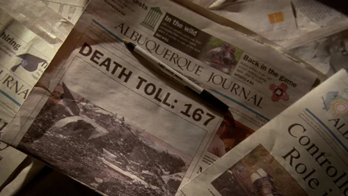 Still frame 13 from Breaking Bad Season 3 Episode 1
