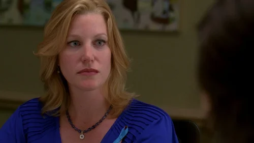 Still frame 19 from Breaking Bad Season 3 Episode 1