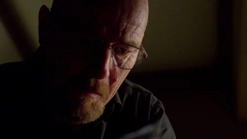 Still frame 30 from Breaking Bad Season 3 Episode 1