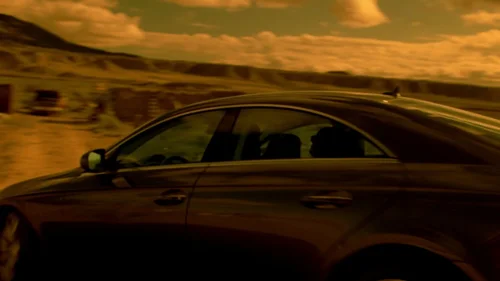 Still frame 44 from Breaking Bad Season 3 Episode 1