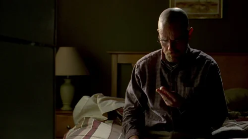 Still frame 59 from Breaking Bad Season 3 Episode 1