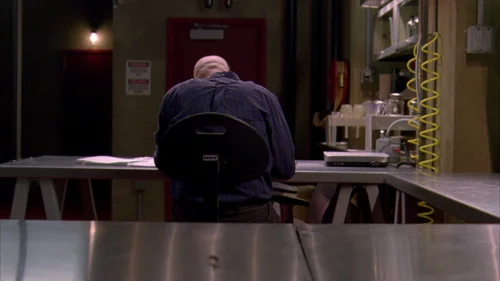 Still frame 8 from Breaking Bad Season 3 Episode 10