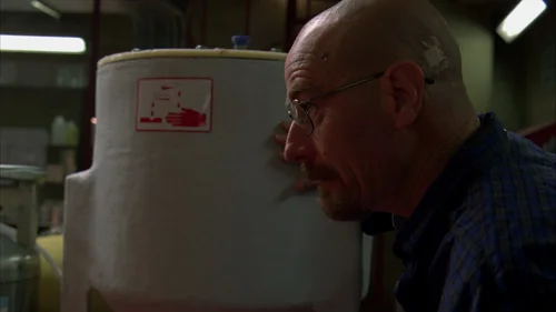 Still frame 33 from Breaking Bad Season 3 Episode 10