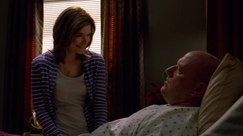 Still frame 44 from Breaking Bad Season 3 Episode 11