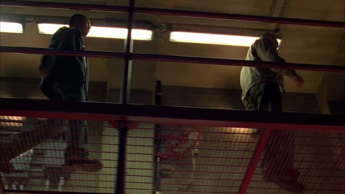 Still frame 19 from Breaking Bad Season 3 Episode 13
