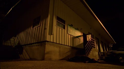 Still frame 26 from Breaking Bad Season 3 Episode 13