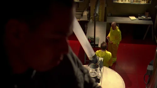 Still frame 37 from Breaking Bad Season 3 Episode 13