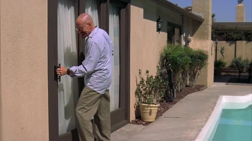 Still frame 68 from Breaking Bad Season 3 Episode 2
