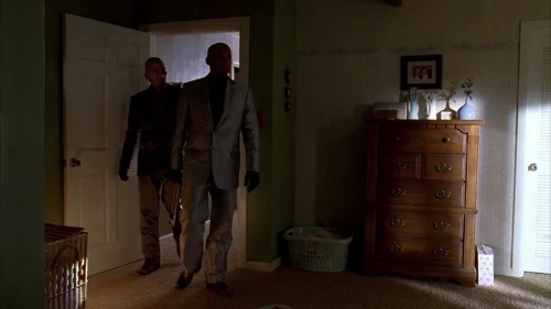 Still frame 76 from Breaking Bad Season 3 Episode 2