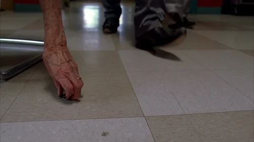 Still frame 38 from Breaking Bad Season 3 Episode 2