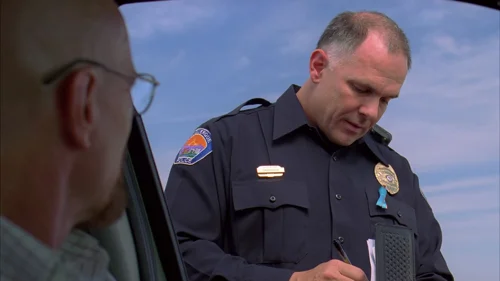 Still frame 5 from Breaking Bad Season 3 Episode 2