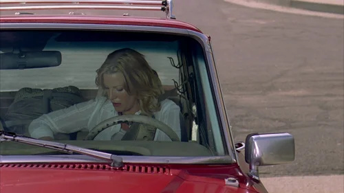Still frame 11 from Breaking Bad Season 3 Episode 3