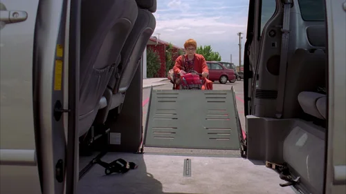 Still frame 32 from Breaking Bad Season 3 Episode 3