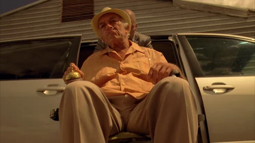 Still frame 35 from Breaking Bad Season 3 Episode 3