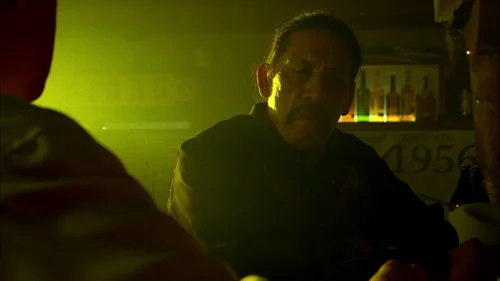 Still frame 3 from Breaking Bad Season 3 Episode 3
