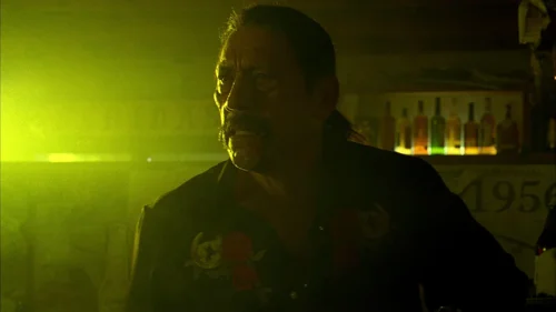 Still frame 5 from Breaking Bad Season 3 Episode 3