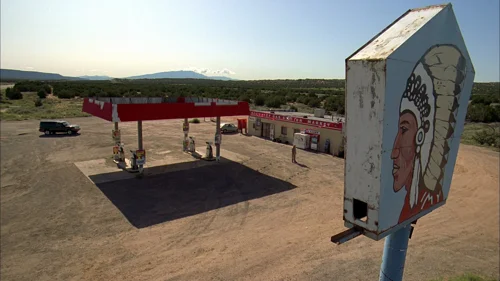 Still frame 54 from Breaking Bad Season 3 Episode 4