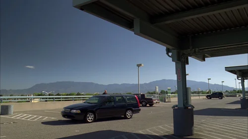 Still frame 46 from Breaking Bad Season 3 Episode 4