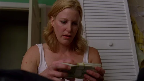 Still frame 57 from Breaking Bad Season 3 Episode 5