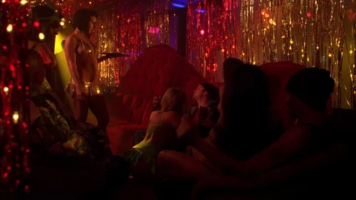 Still frame 3 from Breaking Bad Season 3 Episode 5