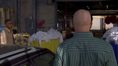 Still frame 33 from Breaking Bad Season 3 Episode 5