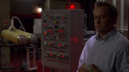 Still frame 41 from Breaking Bad Season 3 Episode 7