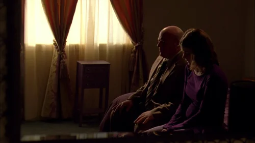 Still frame 54 from Breaking Bad Season 3 Episode 7