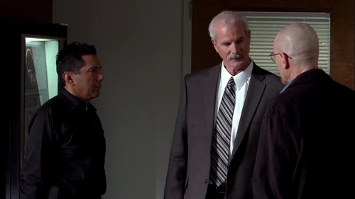 Still frame 18 from Breaking Bad Season 3 Episode 8