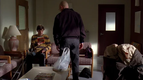 Still frame 56 from Breaking Bad Season 3 Episode 8