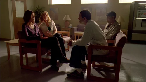 Still frame 23 from Breaking Bad Season 3 Episode 9