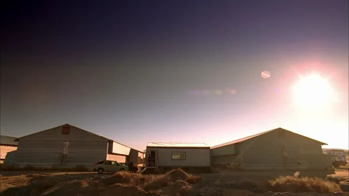 Still frame 33 from Breaking Bad Season 3 Episode 9