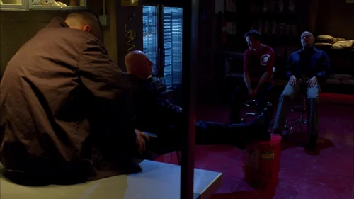 Still frame 19 from Breaking Bad Season 4 Episode 1