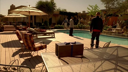 Still frame 56 from Breaking Bad Season 4 Episode 10