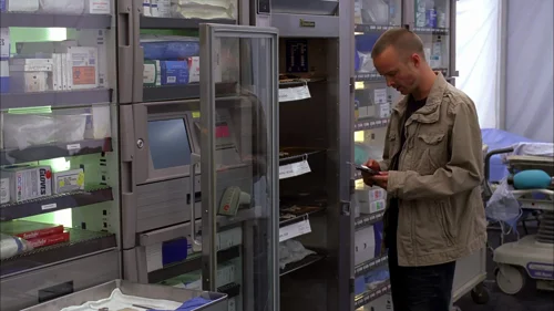 Still frame 14 from Breaking Bad Season 4 Episode 11